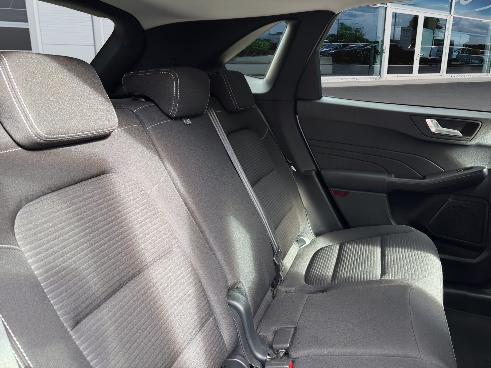 Fahrzeugabbildung Ford Kuga Plug-In Hybrid Titanium