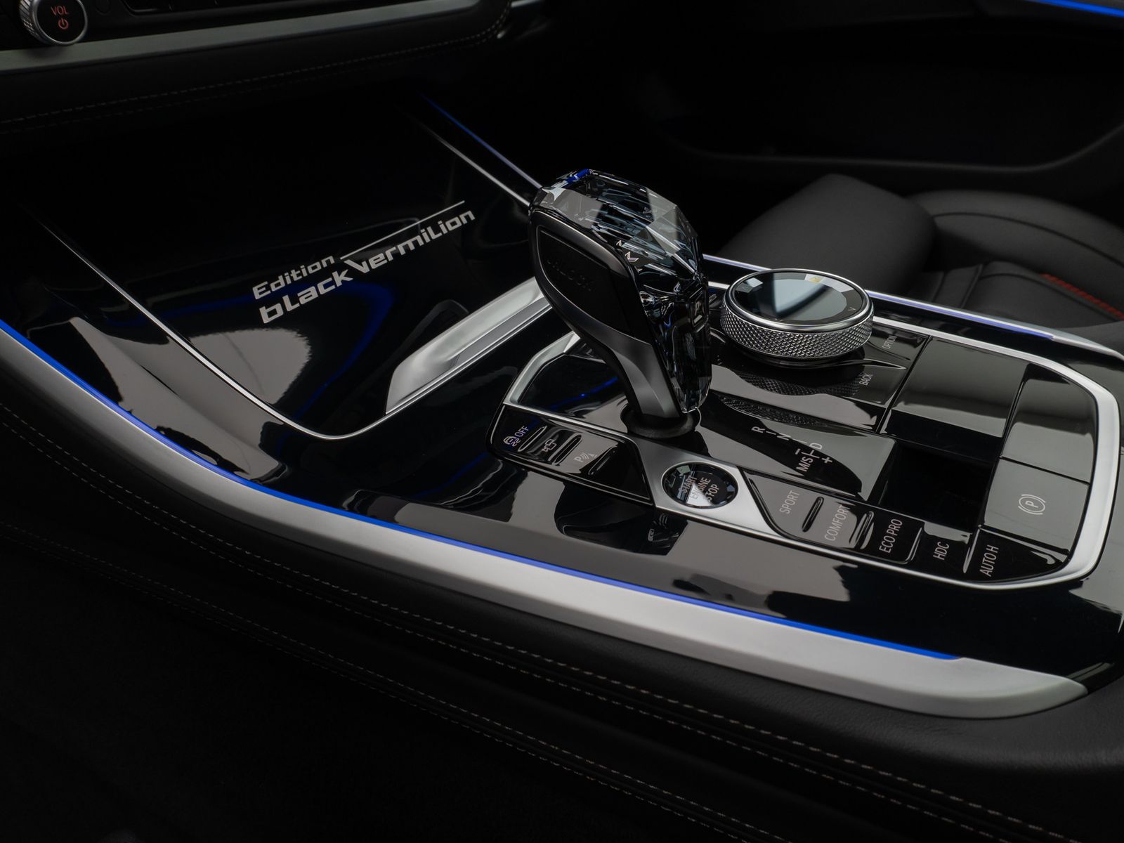 Fahrzeugabbildung BMW X5 xD40d M Sport SpecialEdition 360°Panorama HUD