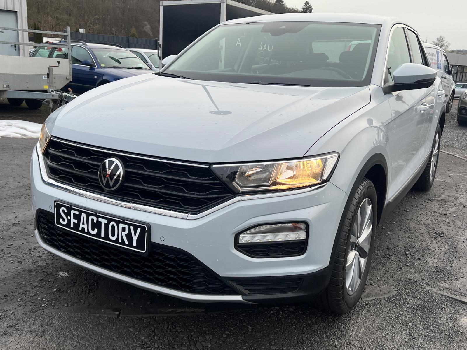 Volkswagen T-Roc Style NAVI KLIMA ACC PDC ALU