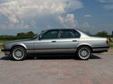 BMW 750i E32 V12 - BMW 7er Reihe: V12