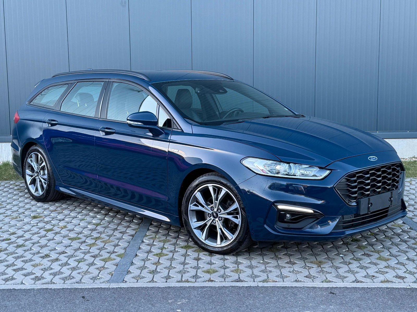 Ford Mondeo*Turnier*ST-AHK*Kamera*Keyless*8-Fach*