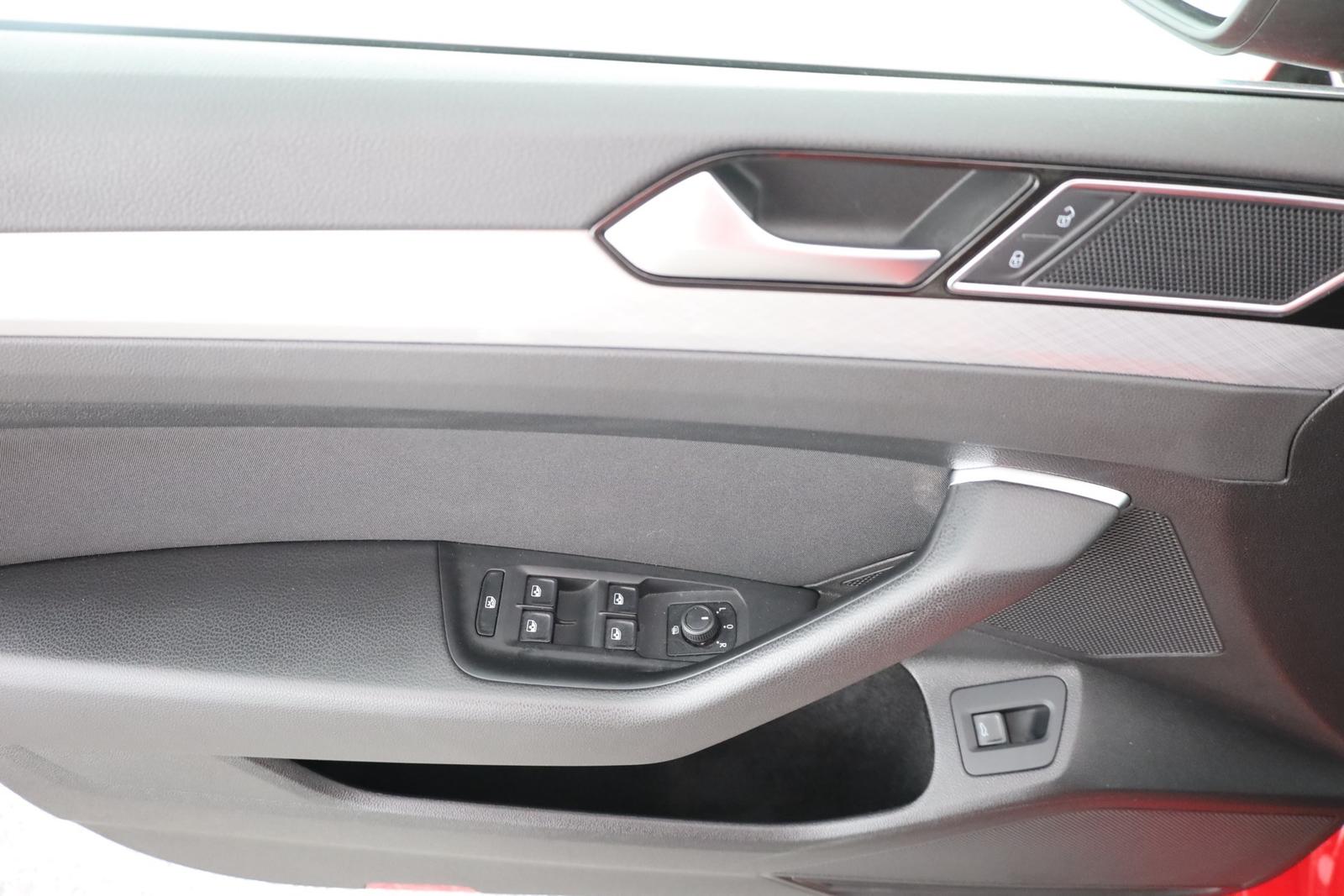 Volkswagen Passat 1.6 TDI DSG Business LED Navi ACC, миниатюра 21