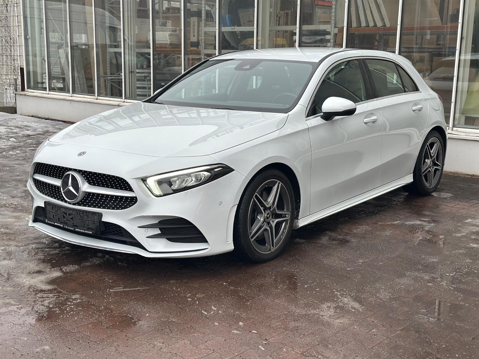Mercedes-Benz A 220 4Matic AMG Line Led Navi 8 Gang Kamera