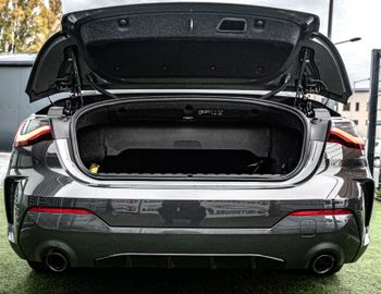 Fahrzeugabbildung BMW 430i Cabrio M Sport|KAMERA|SHADOWLINE|AMBIENTE