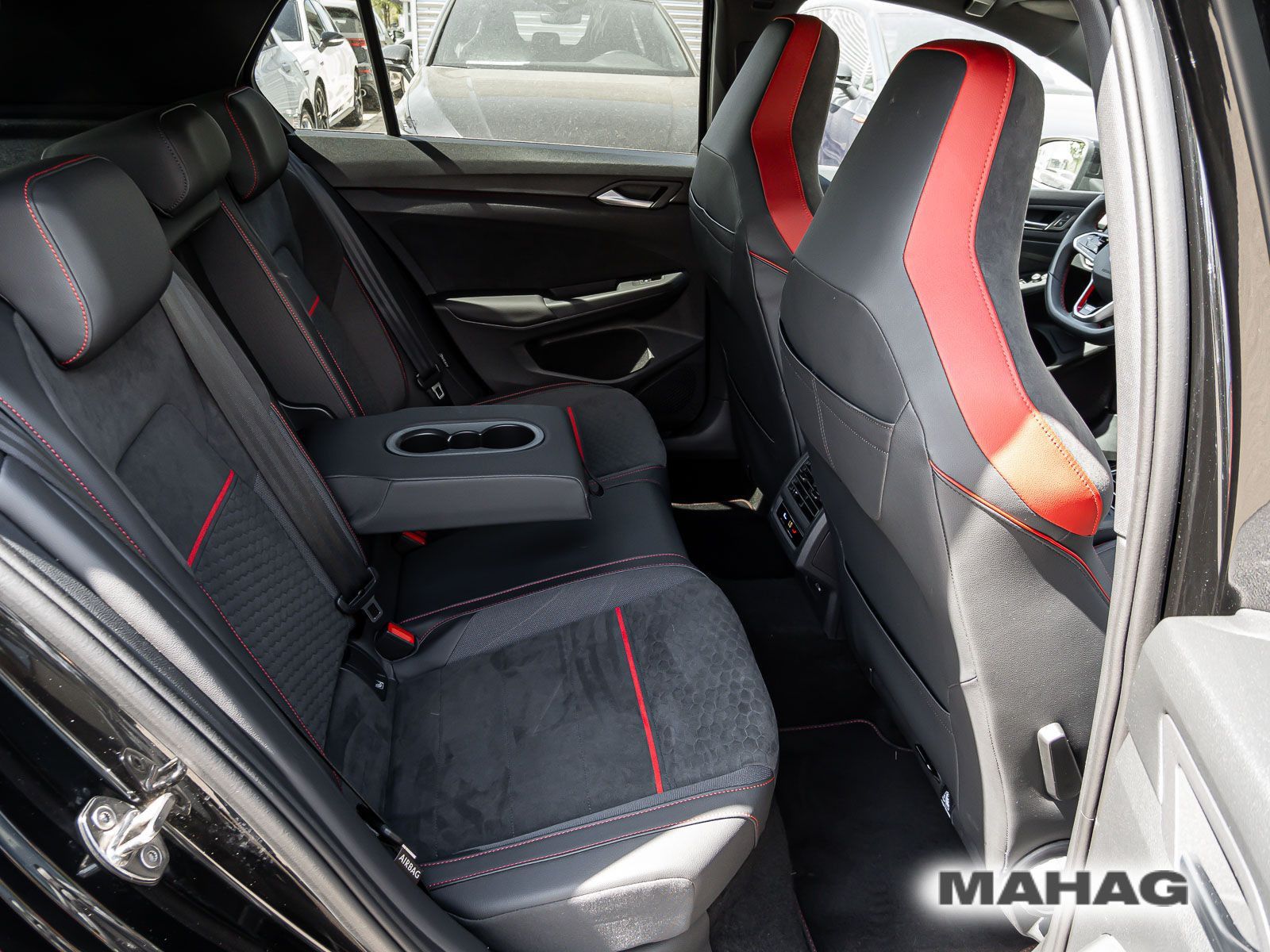 Volkswagen Golf VIII GTI Clubsport 2.0 TSI BlackStyle IQ.Li foto 14