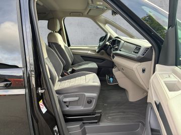 Volkswagen T7 Multivan - 12