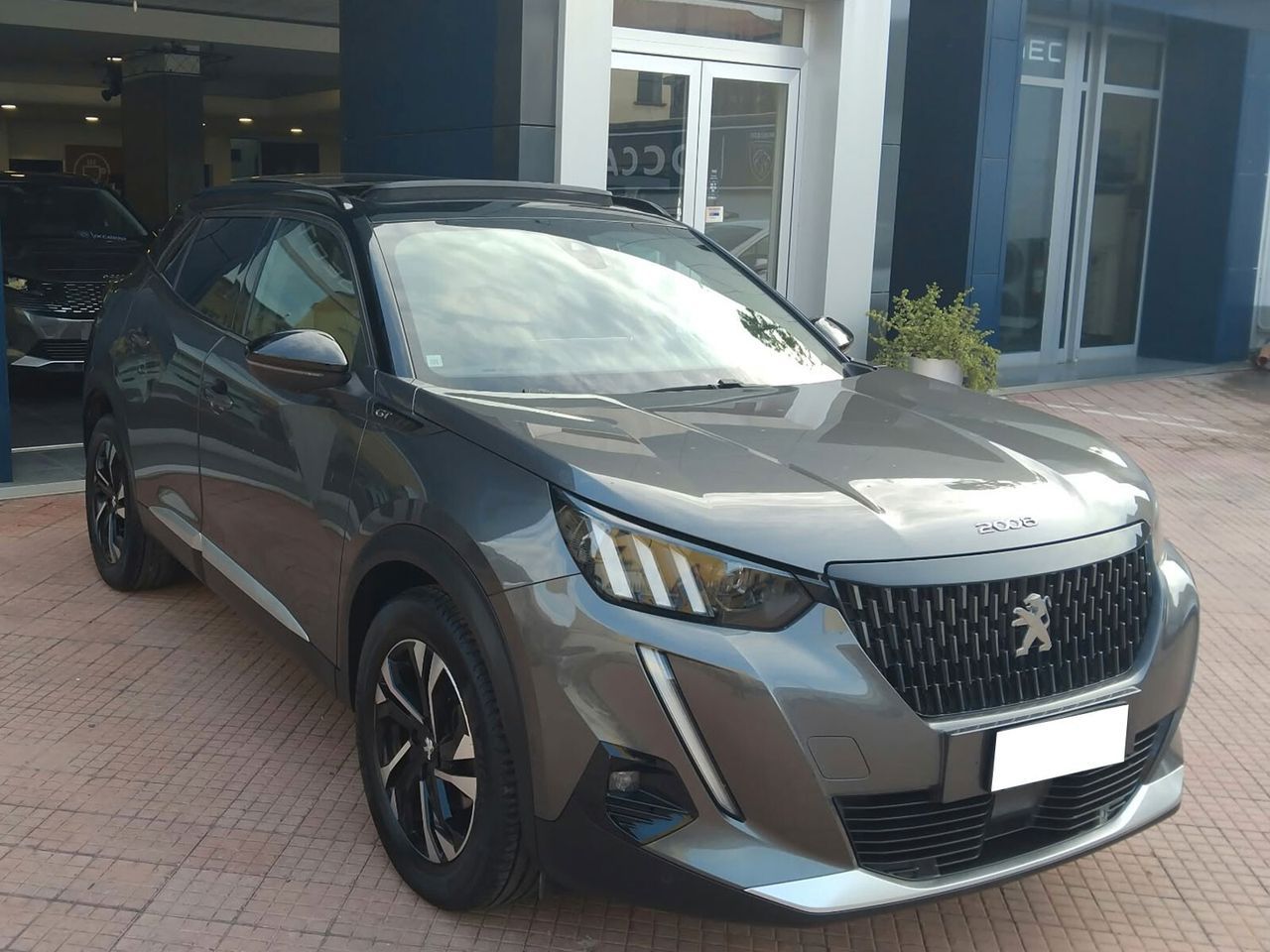 Peugeot 2008 PureTech 130 S&S GT Tetto Apribile