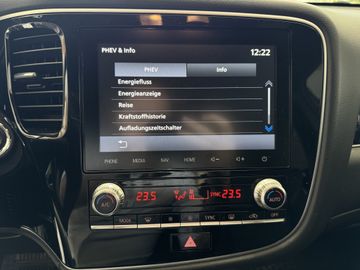 Mitsubishi Outlander PHEV PLUS Spirit-Paket 2.4 MIVEC 4WD