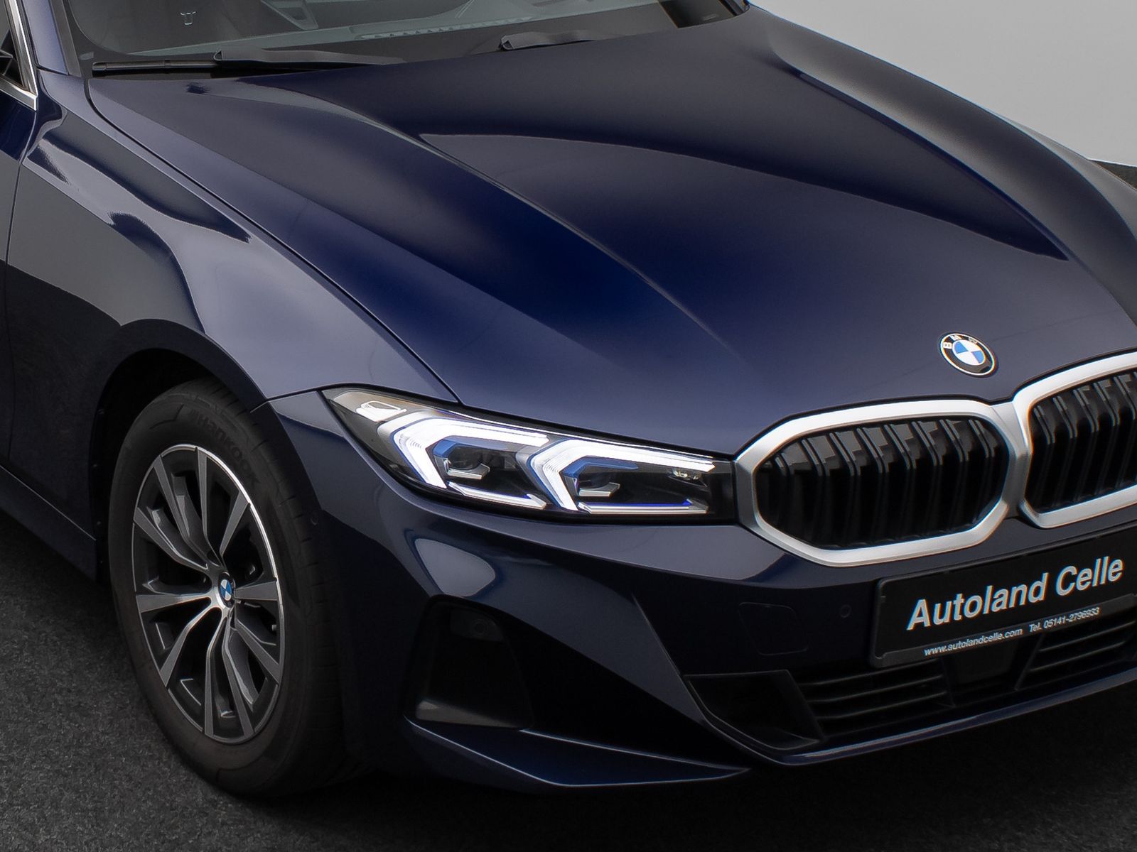 Fahrzeugabbildung BMW 320d xD Kamera HUD DAB Komfort Sport Individual