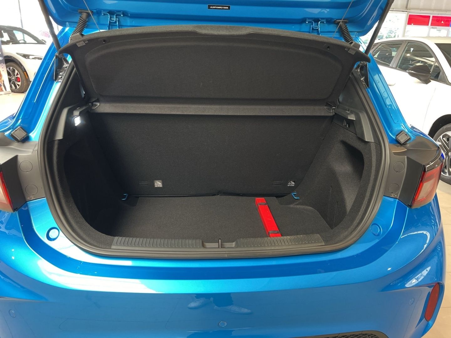 Fahrzeugabbildung MG MG3 Luxury Vorführwagen, Navi Leder digitales Co
