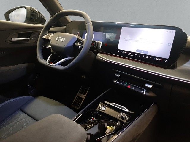Fahrzeugabbildung Audi Q3 e-hybrid S line TechPro Pano Matrix HuD 20"