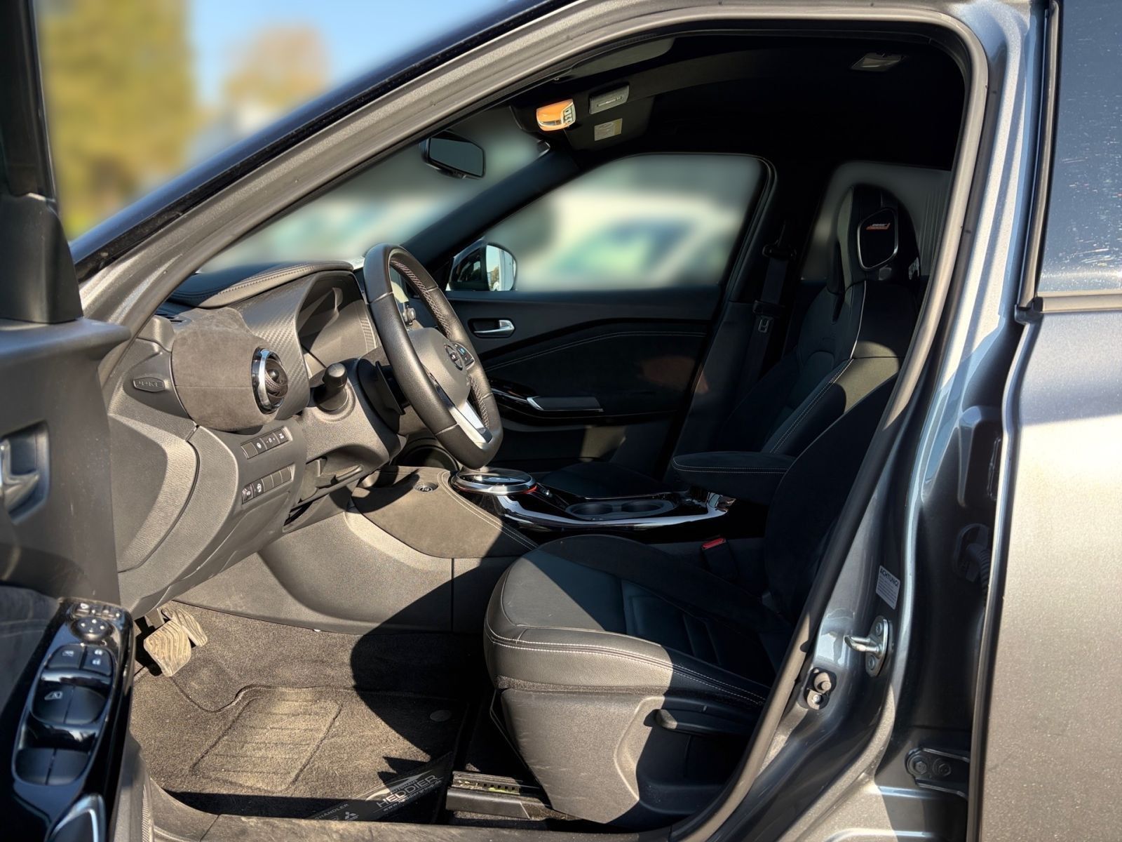 Fahrzeugabbildung Nissan Juke 1.0 DIG-T N-Design *SHZ*NAVI*360°Kamera*BOS