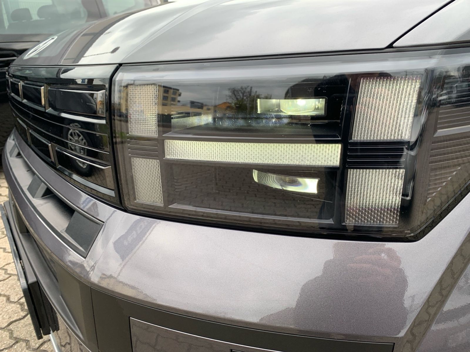 Fahrzeugabbildung Hyundai SANTA FE 1.6T-GDI Signature Hybrid Digital Key