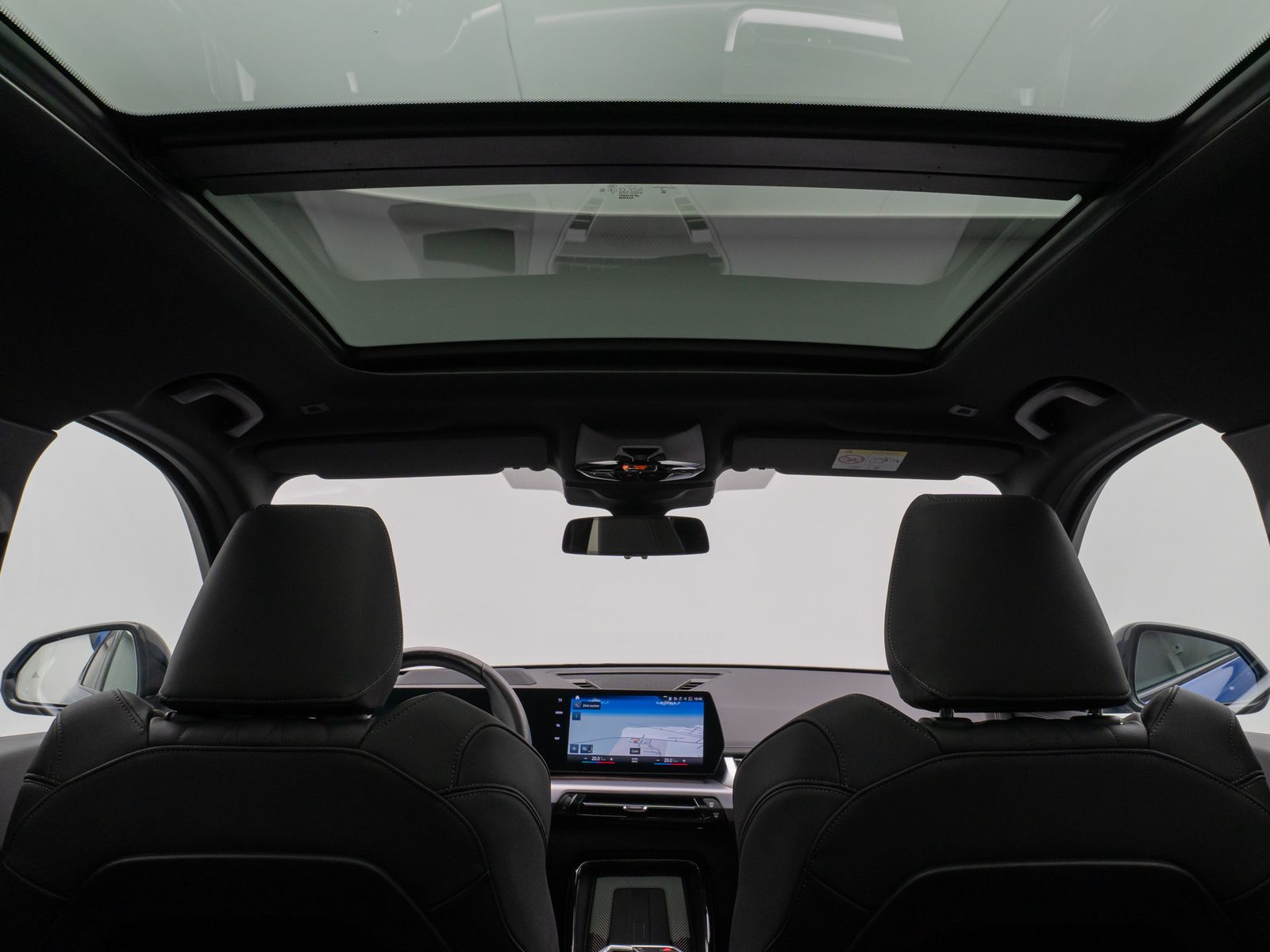 Fahrzeugabbildung BMW iX1 xD30 M Sport Pro Panorama 360°HUD DAB H/K