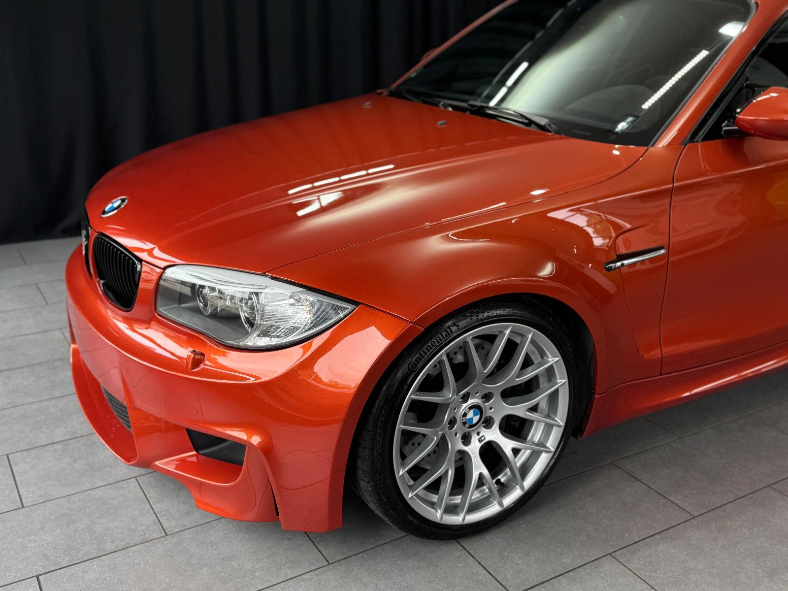 Fahrzeugabbildung BMW 1er M Coupe|H&K|AKRA|PERFORMANCE SITZE|DREXLER|