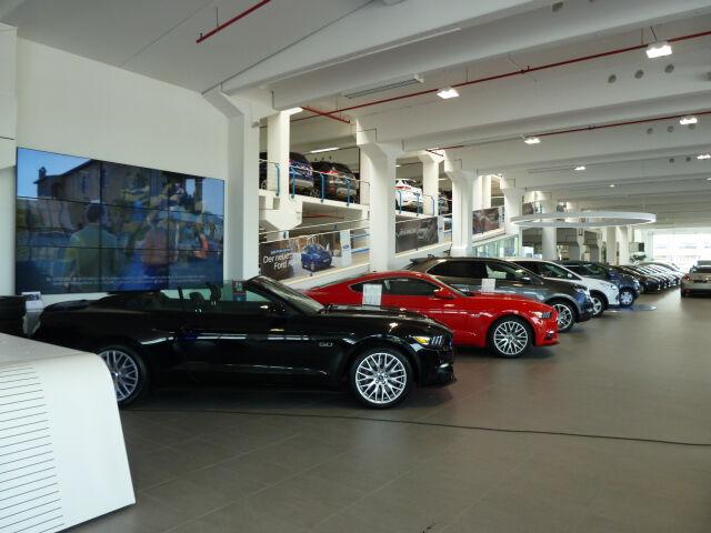 showroom-image-main