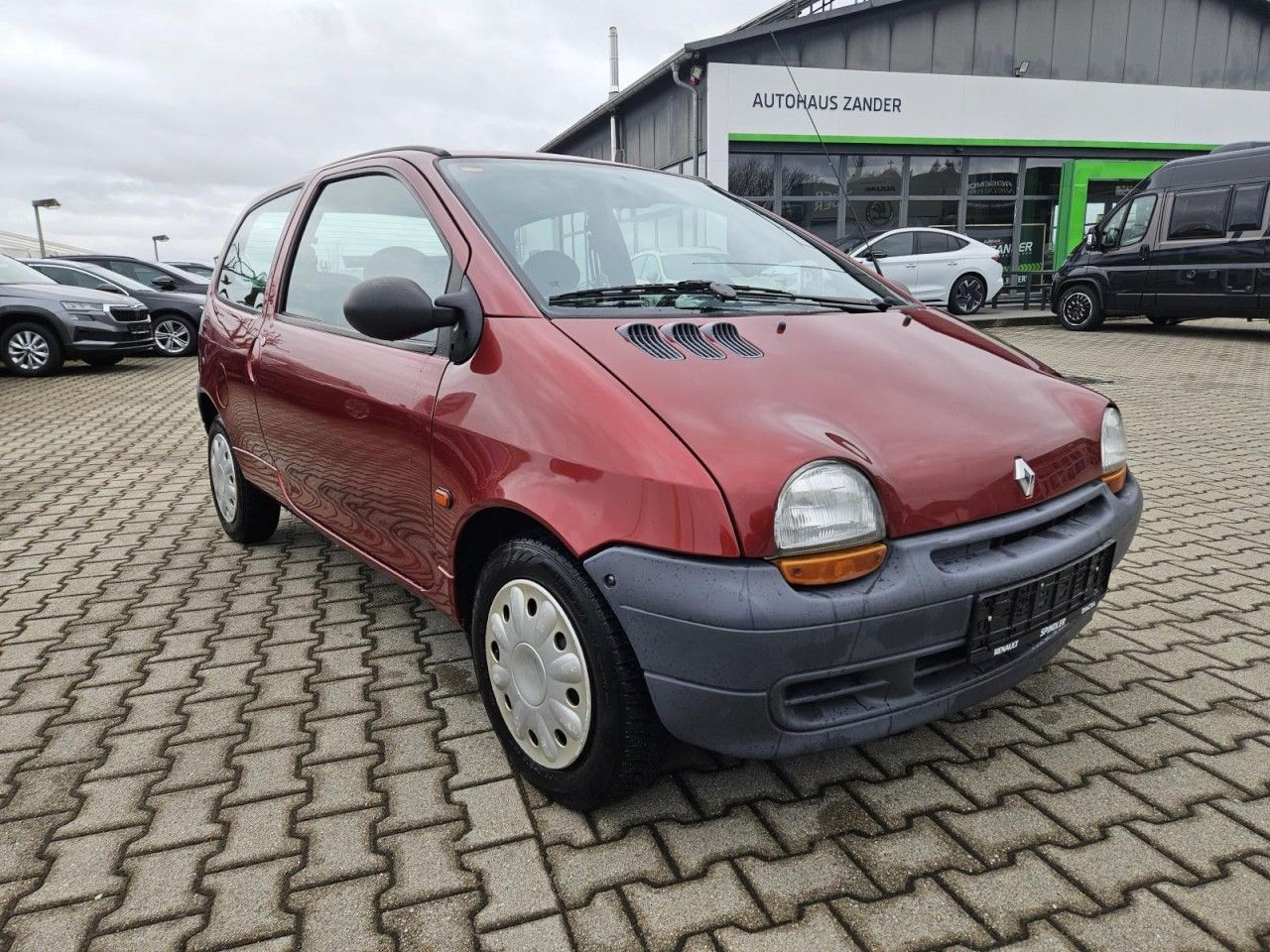 Fahrzeugabbildung Renault Twingo Automatik Verkauf nur an Händler Gewerbe!