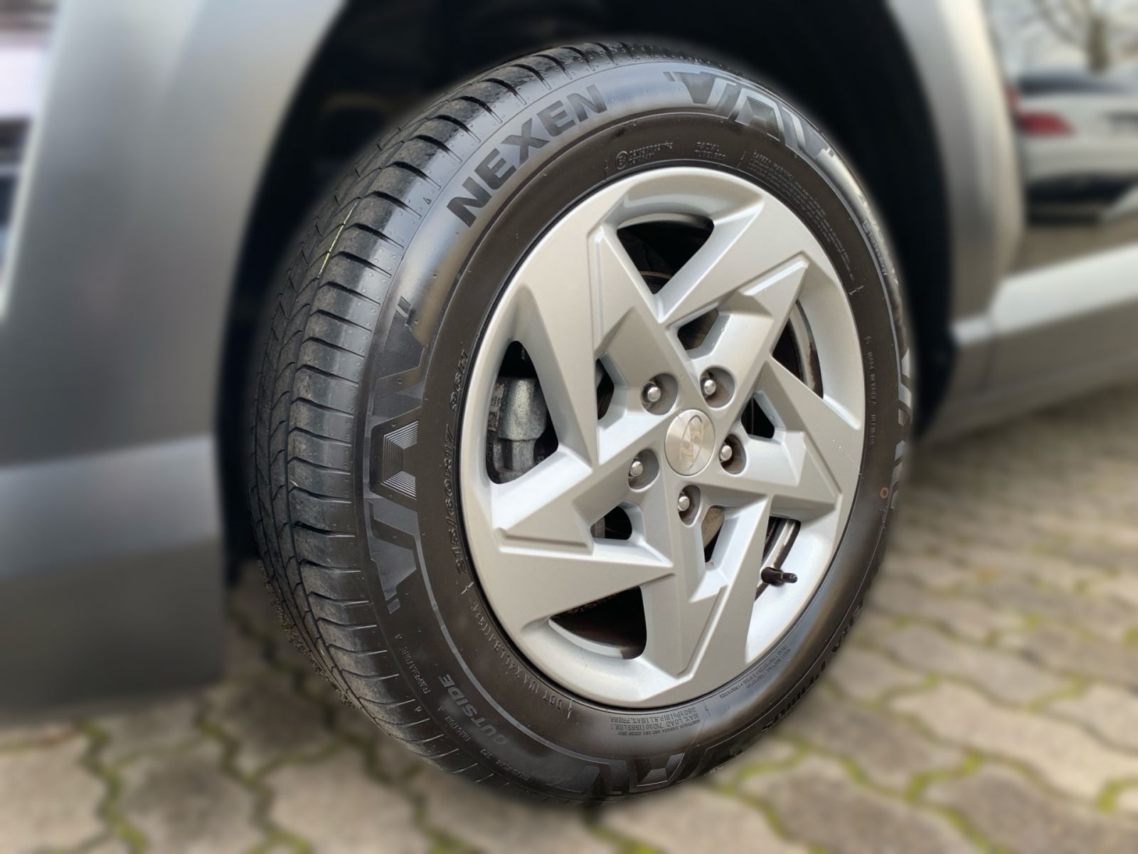 Fahrzeugabbildung Hyundai KONA 1.0 T-GDI 7-DCT Trend Navi LED 1Hd