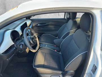 Fiat 500 e Basis 42 kWh Carplay+LM+Allwetter+RFK+SHZ