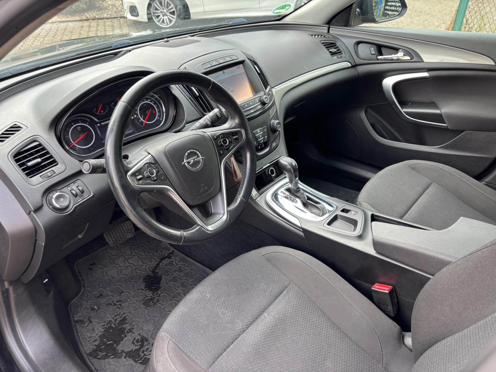Opel Insignia 2015 — photo 11