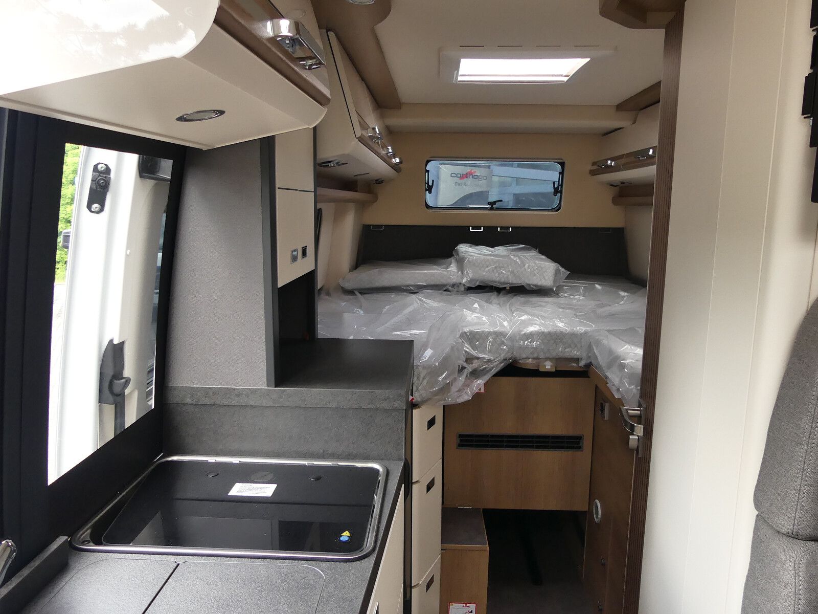 Fahrzeugabbildung Malibu Genius 641 LE  Dist,Autarkie,Navi,D6E,LED,Style