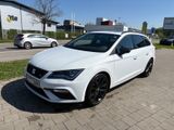 Seat Leon ST FR Black Matt Edition / vollaustatt