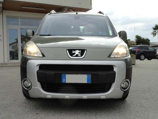 Peugeot Partner Partner Tepee 1.6 hdi Outdoor ( 