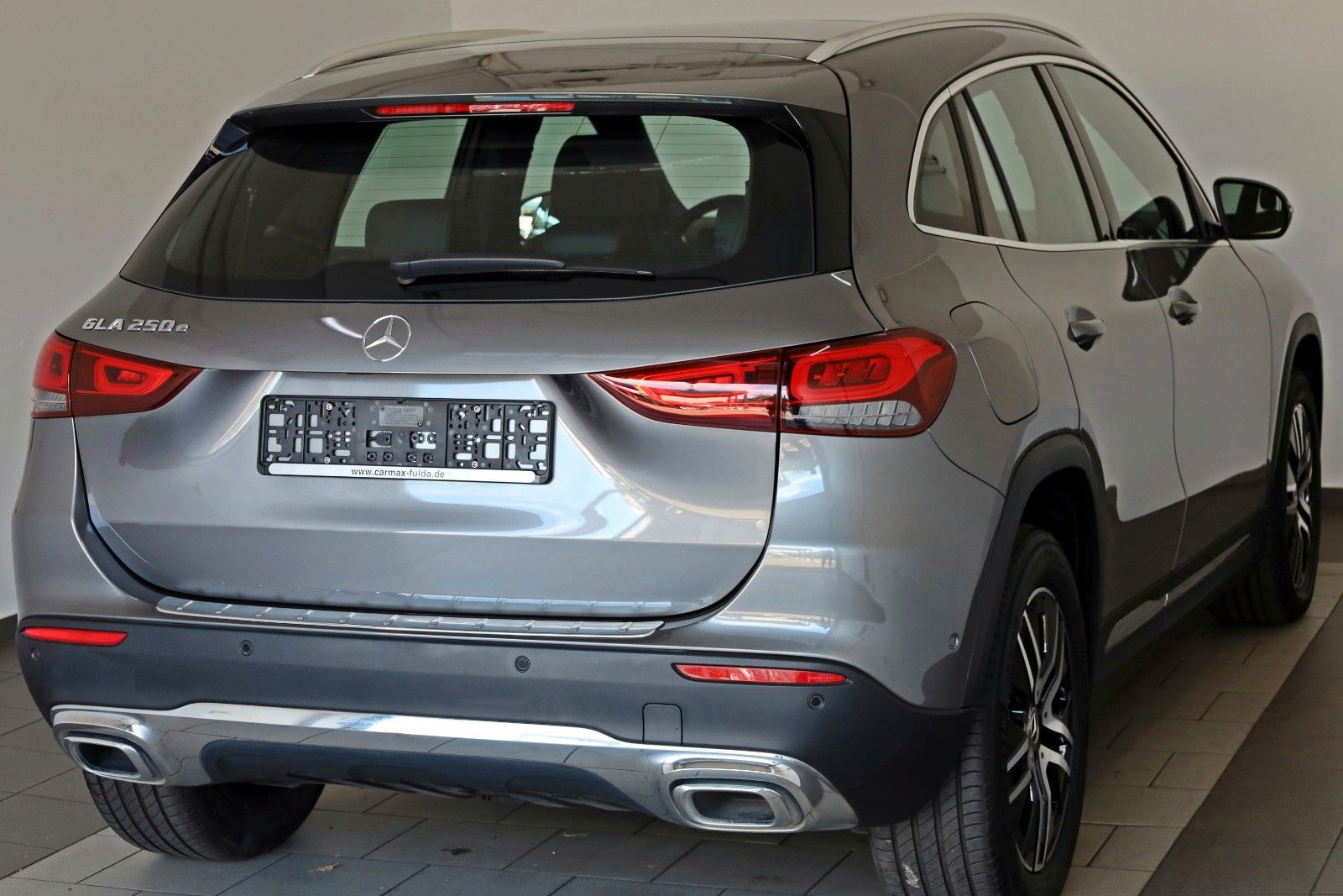 Fahrzeugabbildung Mercedes-Benz GLA 250 e Progressive,Navi,LED,SH,Kamera,Panoram
