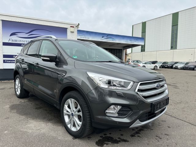 Ford Kuga Titanium Automatik AHK NAVI Keyless 4x4