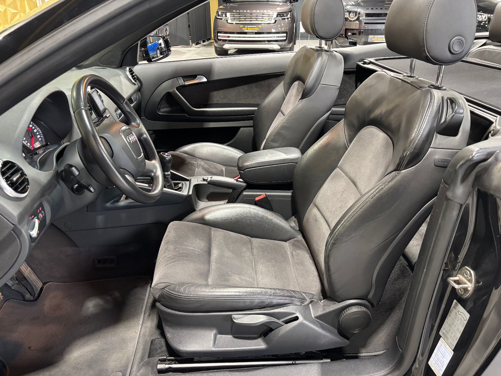 Fahrzeugabbildung Audi A3 Cabriolet Attraction/PDC/SHZ/KLIMA/ALCANTARA