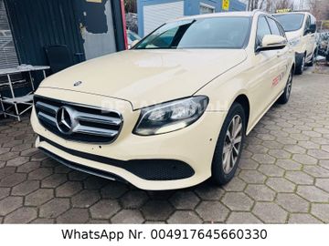 Mercedes E 220 - 1