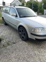 Volkswagen Passat 1.9tdi 6g neue TÜV top Zustand - Volkswagen Passat aus 2005: Kombi