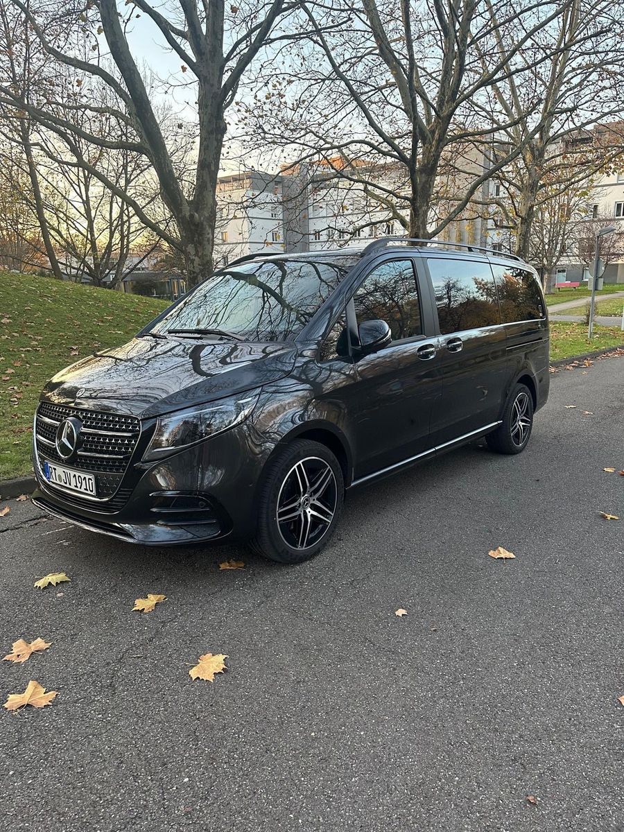 MERCEDES-BENZ V 300 d lang AMG 360 AHK Burmester