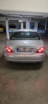 Jaguar x-Type 2,5 V6 - gebrauchte Jaguar X-Type aus dem Jahr 2001
