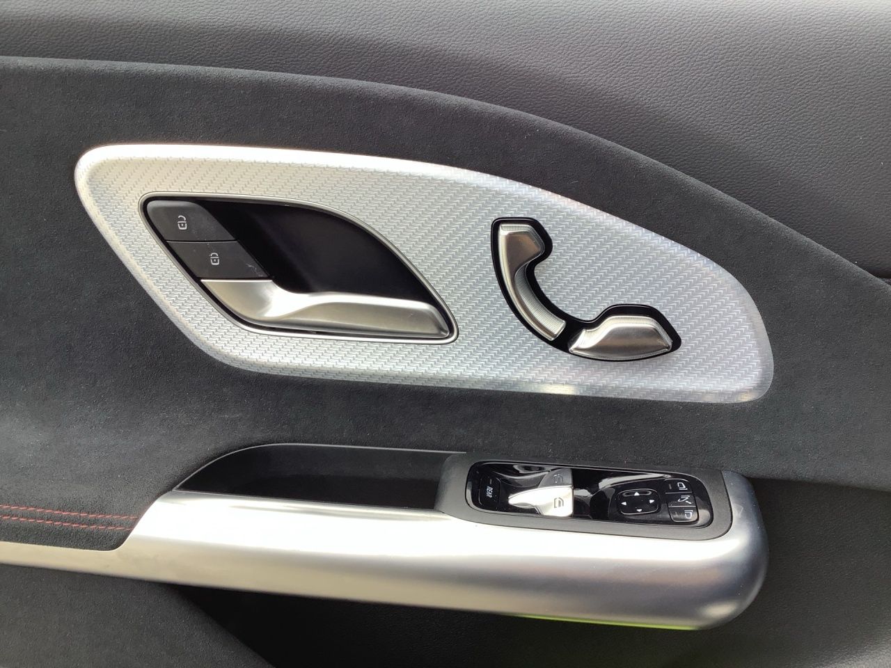 Fahrzeugabbildung Mercedes-Benz CLA 350 4M elektrisch AMG+PANO+NIGHT+MEMORY+KEYL