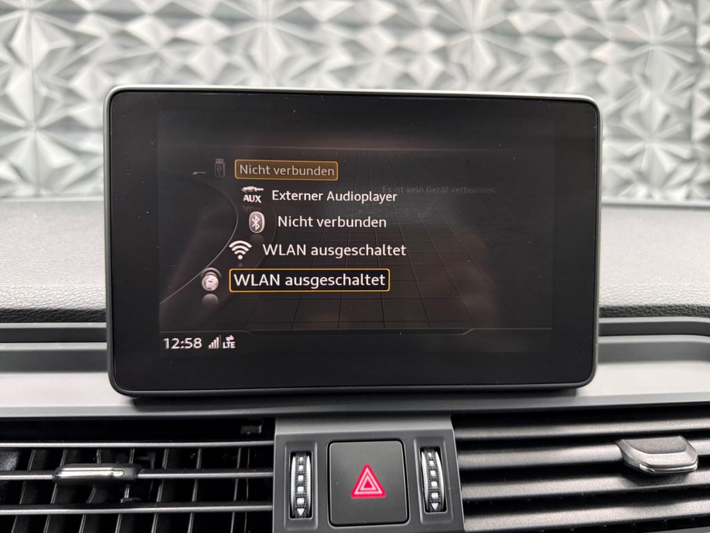 Audi Q5 2.0 TDI quattro S line Black, Foto 29 von 50