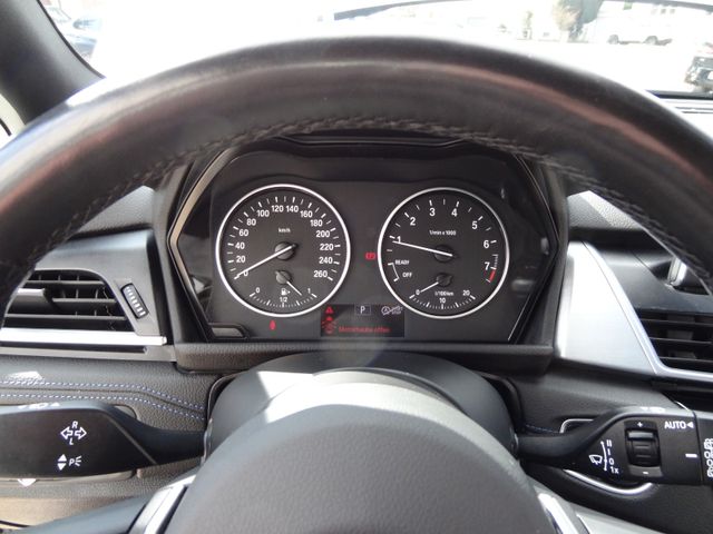 Fahrzeugabbildung BMW 218 Active Tourer/M-Paket/2.Hd/TopZustand/