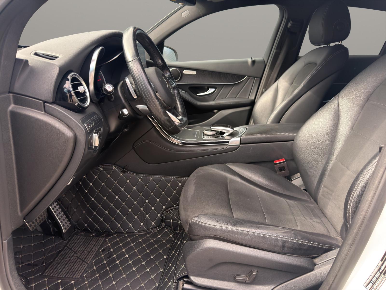 Mercedes-Benz GLC 300 Coupe 4M+AMG+LED+360°Cam+Night Paket