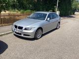 BMW 318i 
