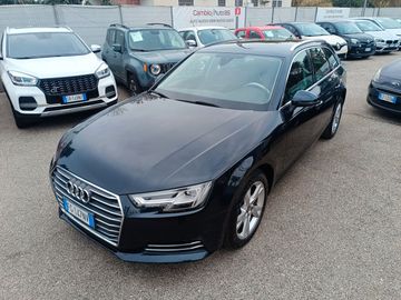 Audi A4 - 4