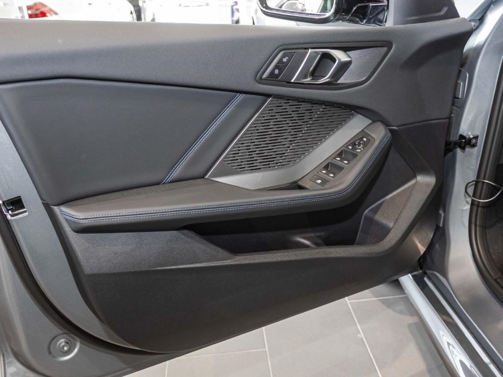 BMW 120 - Bild 6