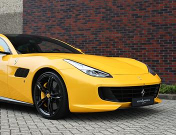 2018 Ferrari GTC4LUSSO — миниатюра 18