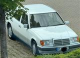 Mercedes-Benz E 260 - Mercedes-Benz E 260 aus 1992