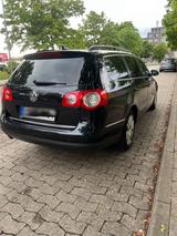 Volkswagen VW Passat 1.4 - Volkswagen Passat aus 2010: Kombi