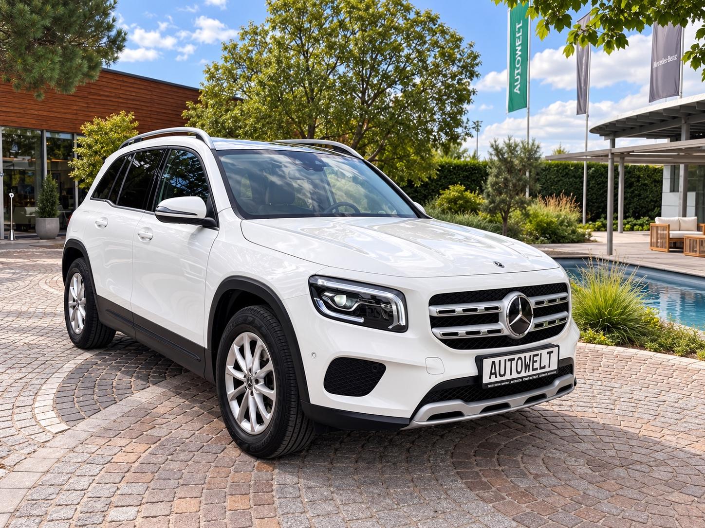 Mercedes-Benz GLB 200