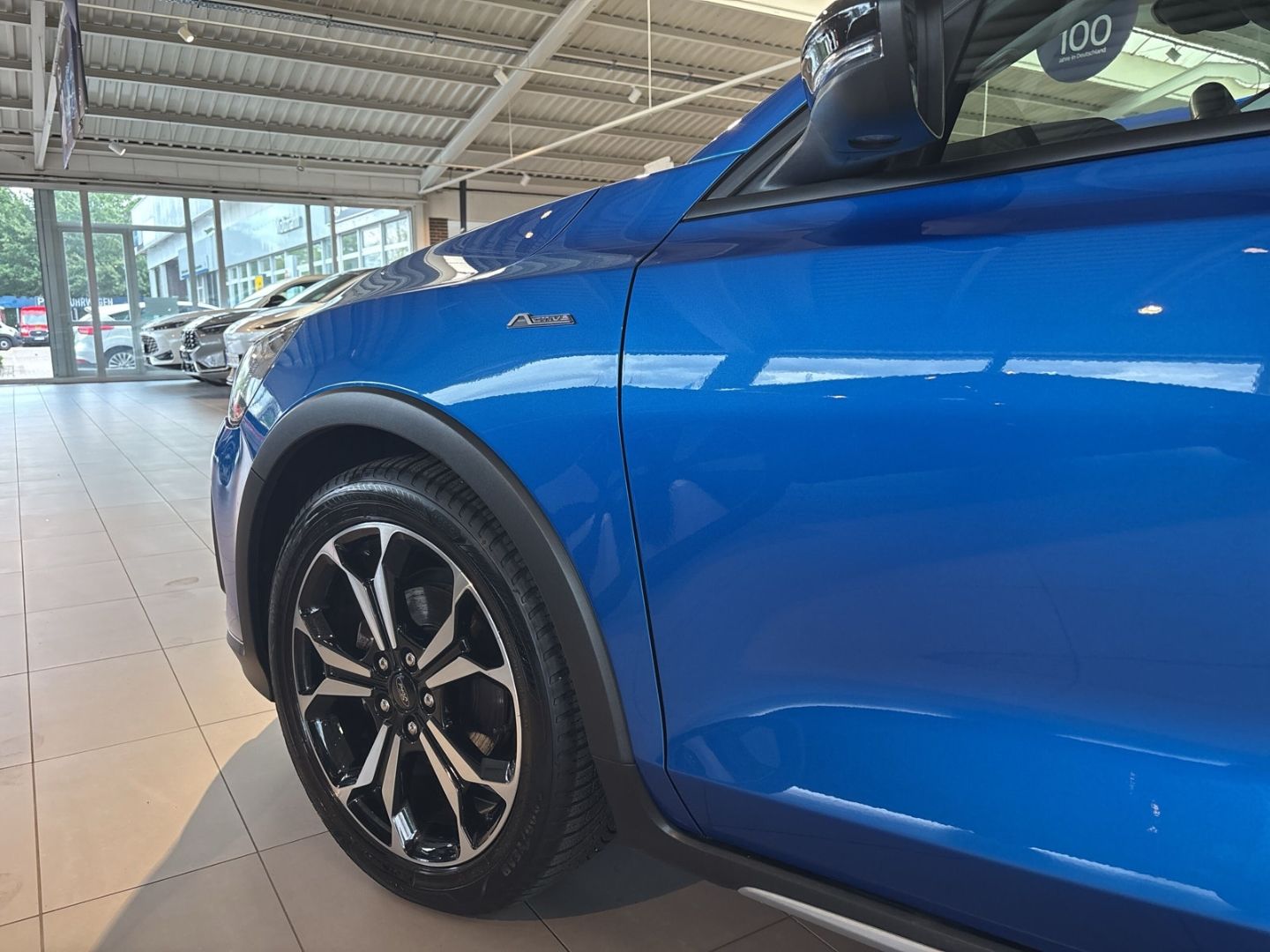 Fahrzeugabbildung Ford Focus Turnier Active Vignale 1.0 EcoBoost Mild-H