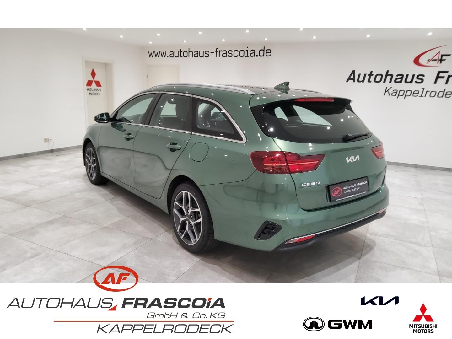 Kia Ceed_sw Spirit 1.5T Navi ACC PDChi. Rückfahrkam.
