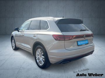 Volkswagen Touareg - 4