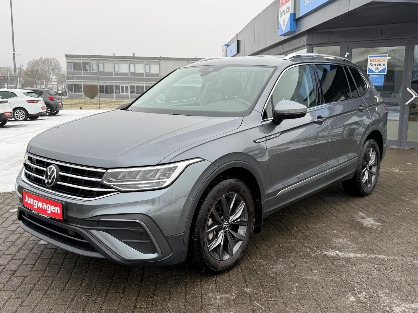 Volkswagen Tiguan Allspace Life 1.5 TSI SHZG AHK LED Kamera
