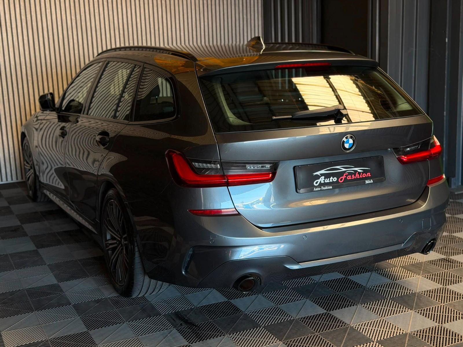 BMW 330i Touring M-Paket